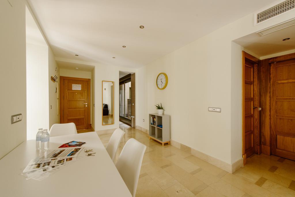 1E Azofaifo St Apartment Sevilla Exterior foto